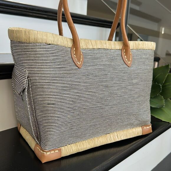 NEW Flora Bella Revolve beach tote shoulder purse zipper - Picture 6 of 11